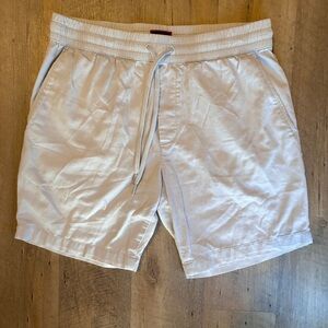 UNTUCKit Whitley Shorts-Mens